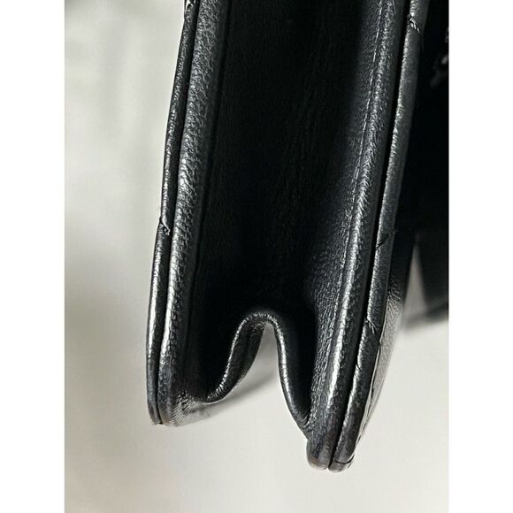 Authenic Black CHANEL Wallet On Chain - Gold Chain - Quilted Lambskin - Picture 8 of 9